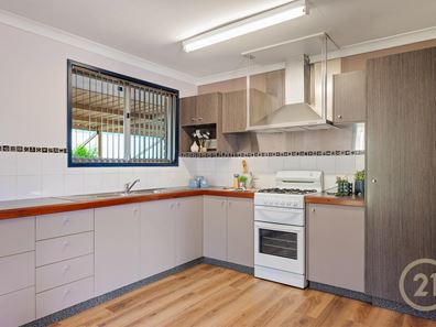 22 Matilda Avenue, Australind WA 6233