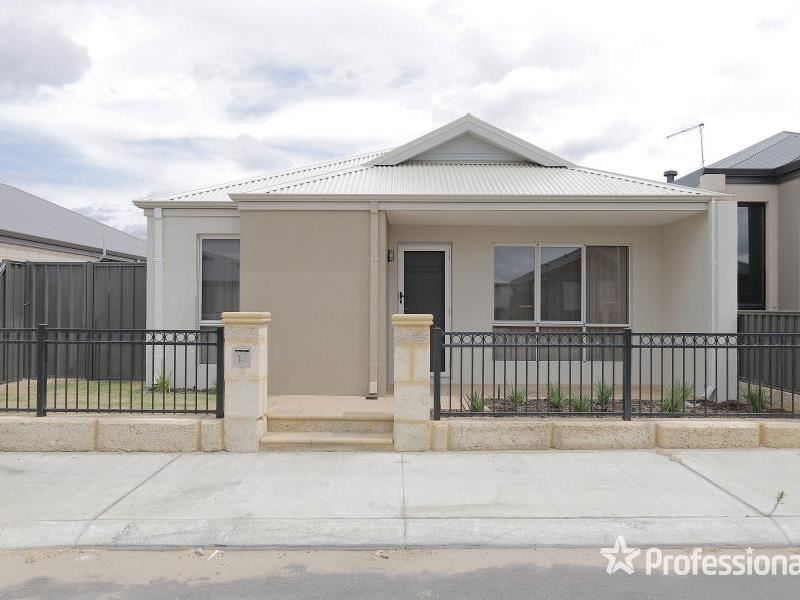 15 Minikin Drive, Aveley
