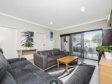 3/1 Villa Pass, Ellenbrook WA 6069