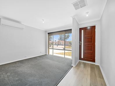 11 McGrath Place, Seville Grove WA 6112