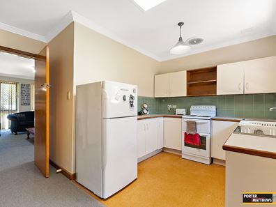 15 Sevington Street, Maddington WA 6109