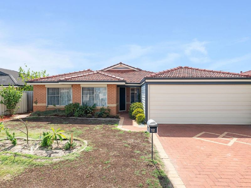 12 Parella Court, Bennett Springs WA 6063