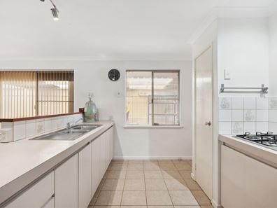 12 Parella Court, Bennett Springs WA 6063