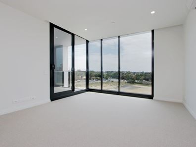 307/8 Tassels Place, Innaloo WA 6018