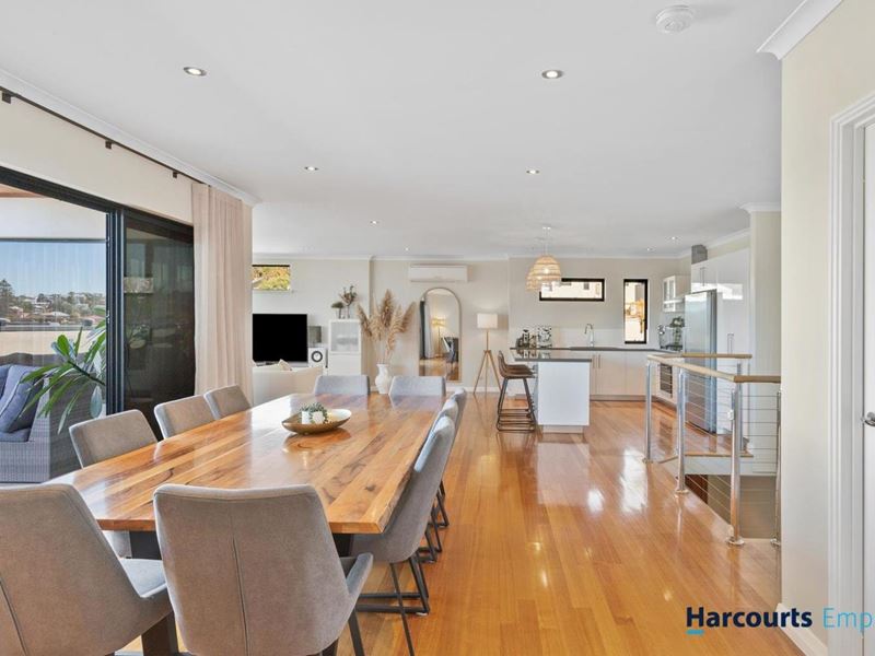3/22 Sackville Terrace, Scarborough