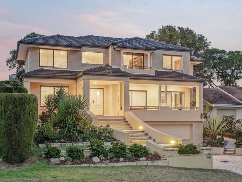 12 Rowan Place, Woodlands WA 6018