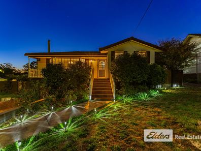 27 Swanstone  Street, Collie WA 6225
