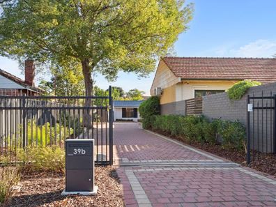 39B Bickley Crescent, Manning WA 6152