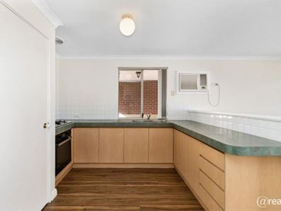 3/32 Holmesdale Road, Woodbridge WA 6056