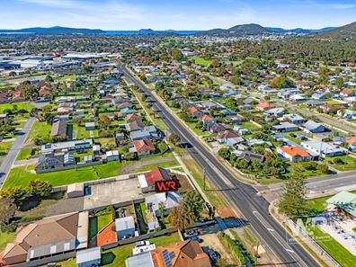 66 South Coast Highway, Orana WA 6330