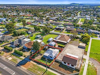66 South Coast Highway, Orana WA 6330