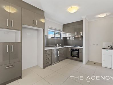 22/9 Henry Street, East Cannington WA 6107