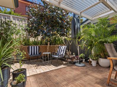4/145 Marmion Street, Fremantle WA 6160