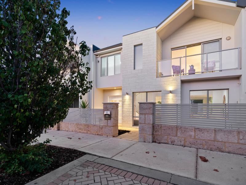 3 Fenian Pass, Hillarys WA 6025