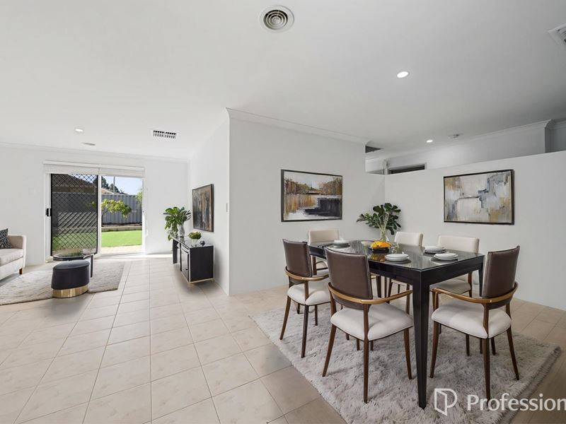 11 Fantail Way, Huntingdale WA 6110