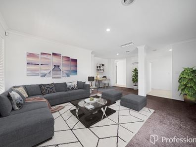 11 Fantail Way, Huntingdale WA 6110