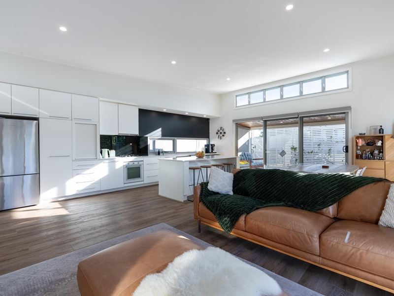 5B Sloan Street, Rockingham