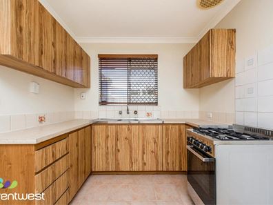 80 Ewart St, Midland WA 6056
