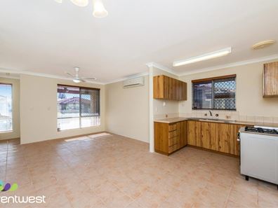 80 Ewart St, Midland WA 6056