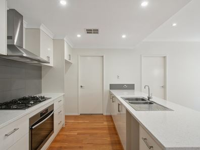 154A Duke Street, Scarborough WA 6019