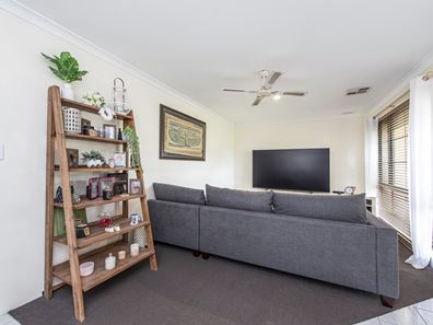 24 Menora Loop, Warnbro WA 6169