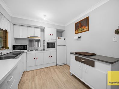 52 Milstead Way, Marangaroo WA 6064