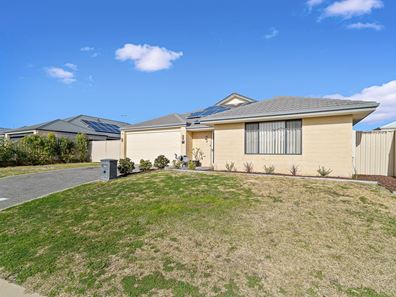 28 Hokitika Drive, Dudley Park WA 6210