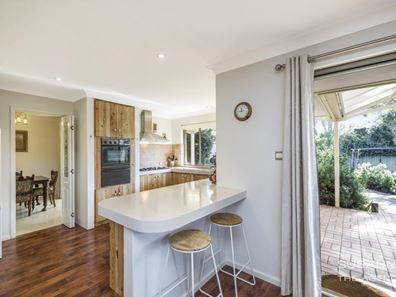 5 Camira Place, Gooseberry Hill WA 6076