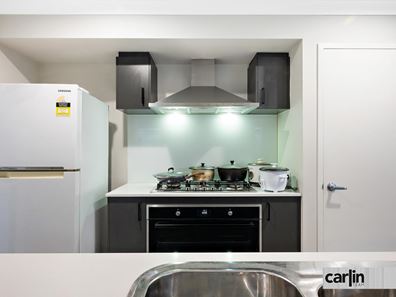5 Bari Road, Hammond Park WA 6164