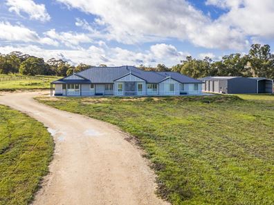 90 Zebu Road, Lower Chittering WA 6084