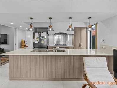23 Cheyne Way, Caversham WA 6055