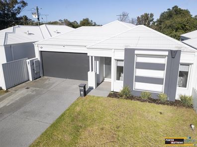 6 Jubilee Road, Forrestfield WA 6058