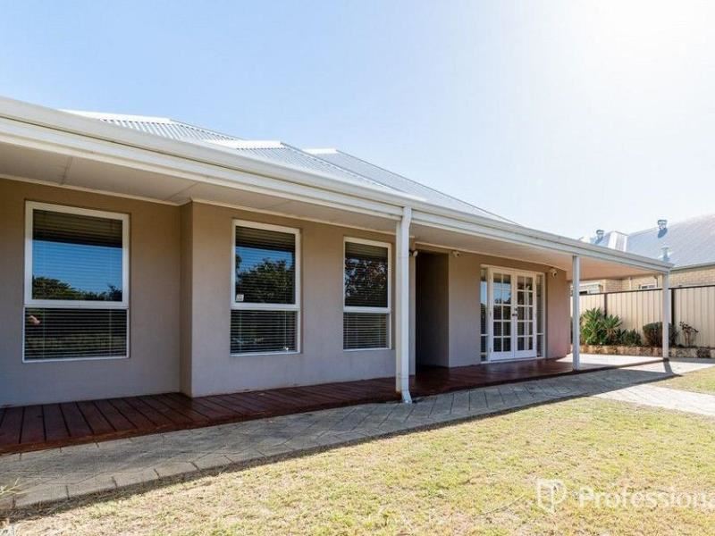 3 Santa Clara Crescent, Clarkson WA 6030