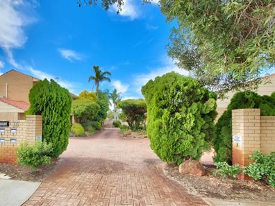 6/15 Daley Street, Yokine WA 6060