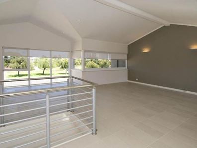 Unit 2/2 Lewington St, Rockingham WA 6168