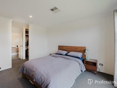 11 Granite Approach, Byford WA 6122