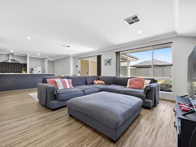 7 Kirrama Way, Yanchep WA 6035