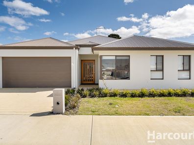 17 Koolbardi Street, Halls Head WA 6210