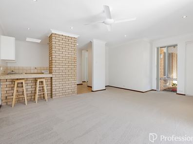 7/8 Falcon Court, Willetton WA 6155