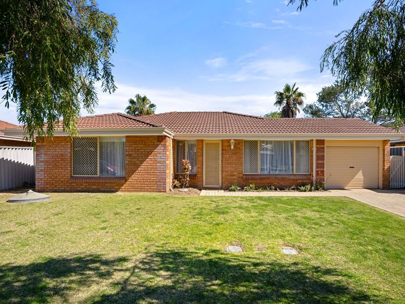 65A Woodbridge Drive, Cooloongup WA 6168