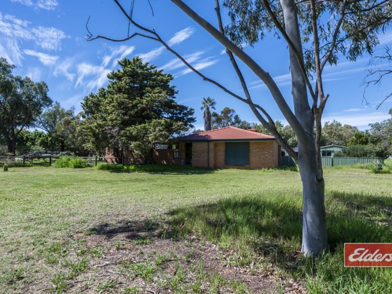 26 Polo  Road, Deepdale WA 6532