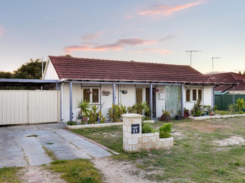 37 Ellendale Street, Golden Bay WA 6174