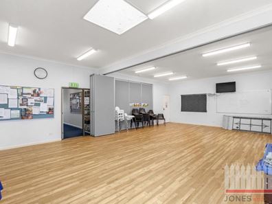 14 Broadway, Bassendean WA 6054