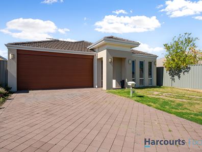 32 Durant Way, Piara Waters WA 6112