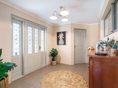 8 Kwenda Loop, Capel WA 6271