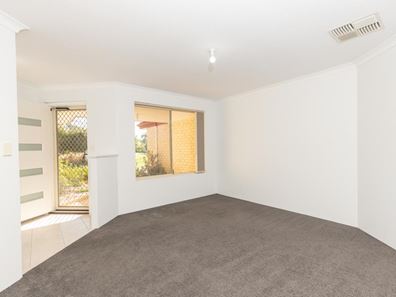 10 Properjohn Drive, Rockingham WA 6168