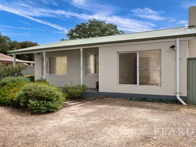 15 Wade Street, Embleton WA 6062