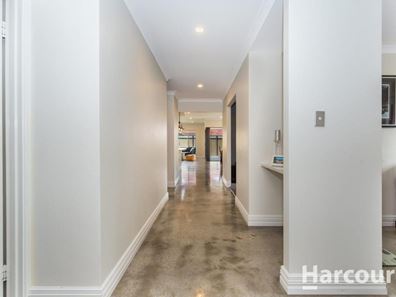 18 Goshawk Street, Tapping WA 6065