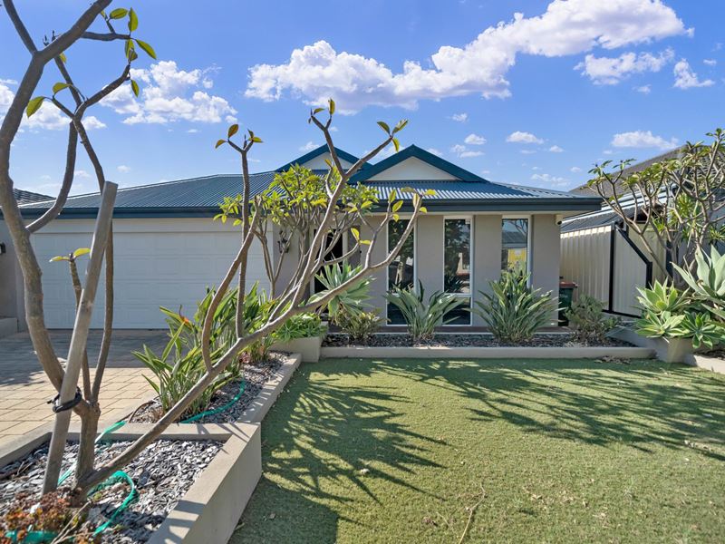 25 Grandoak Drive, Clarkson