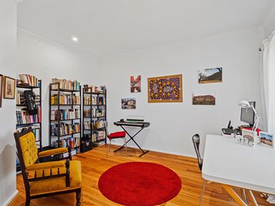 21A Caravel Way, Halls Head WA 6210